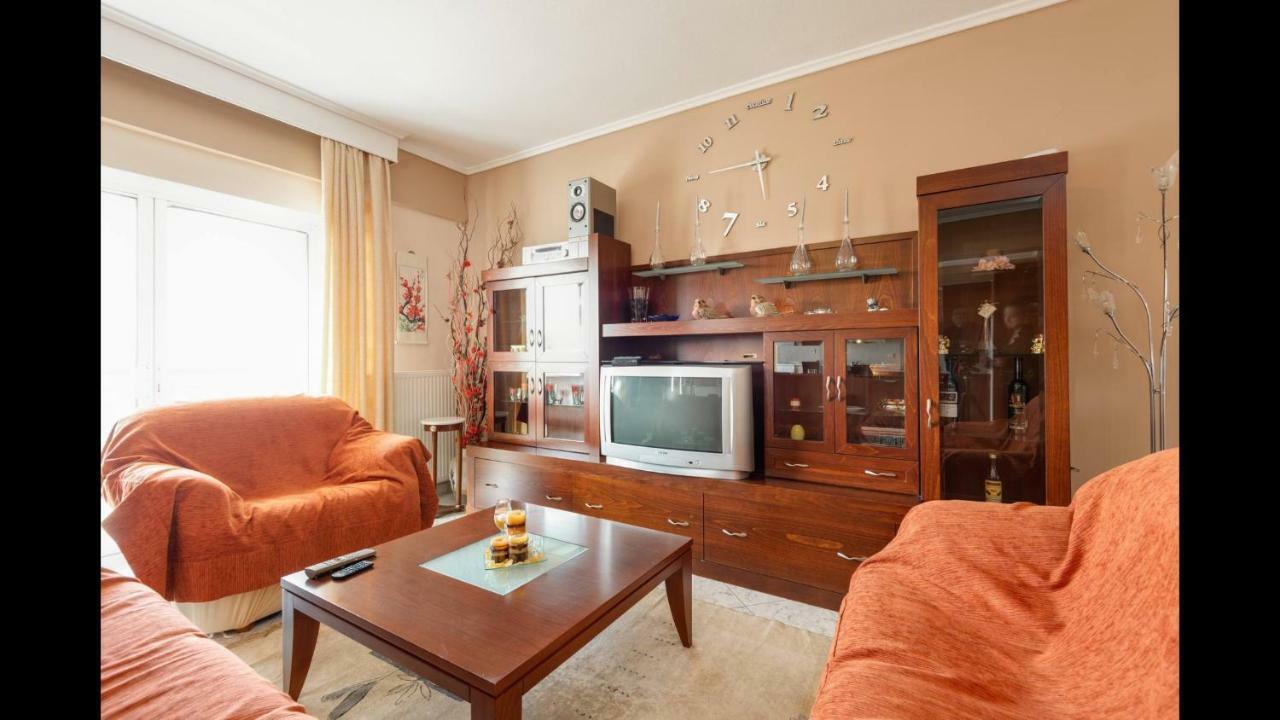 Third Floor Lux Apartment With Nice View Thessaloníki Eksteriør bilde